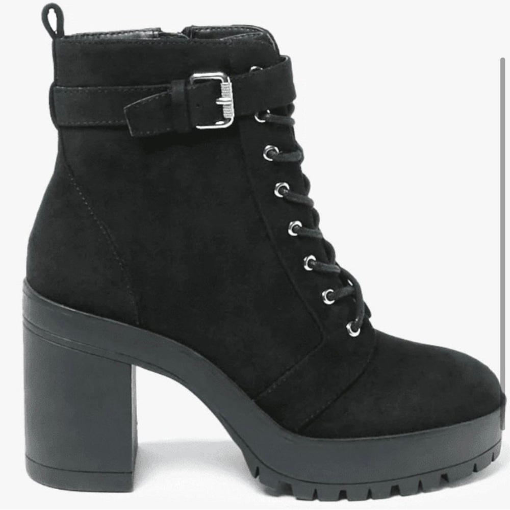 Faux suede Black Lace-up Ankle Boots